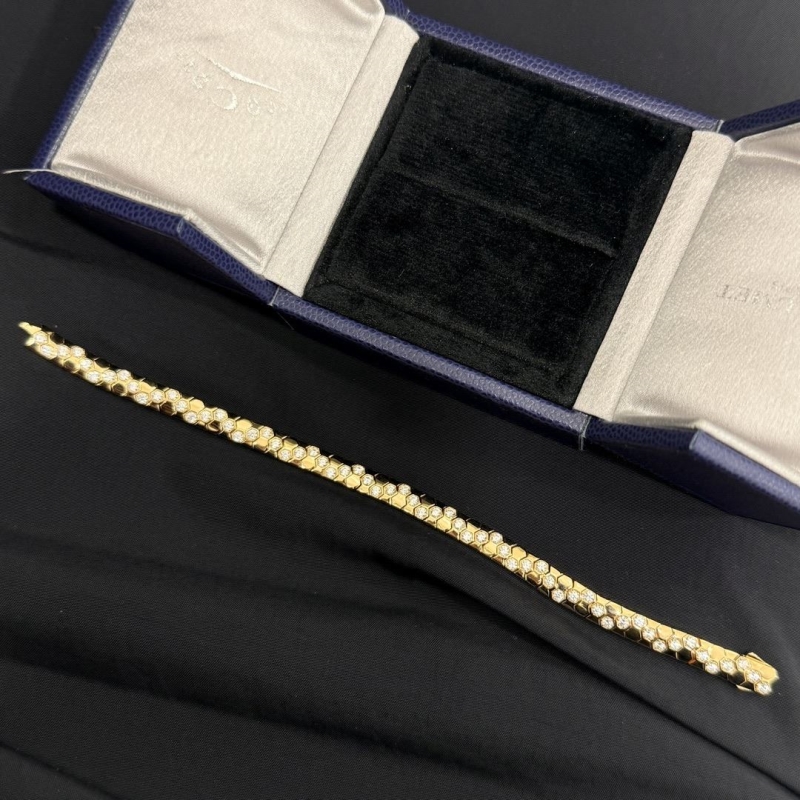 CHAUMET